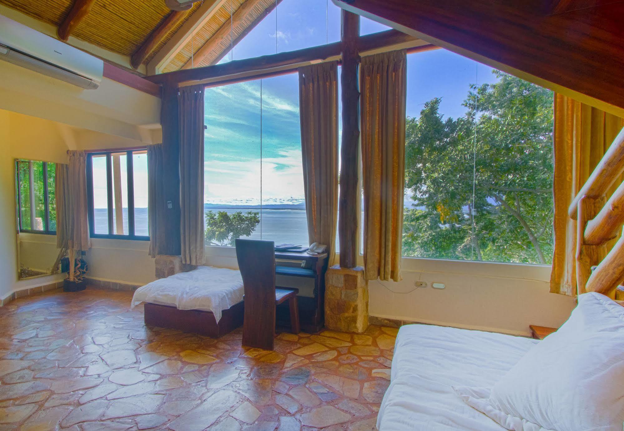 Issimo Suites Boutique Hotel & Spa - Adults Only Manuel Antonio Exterior foto